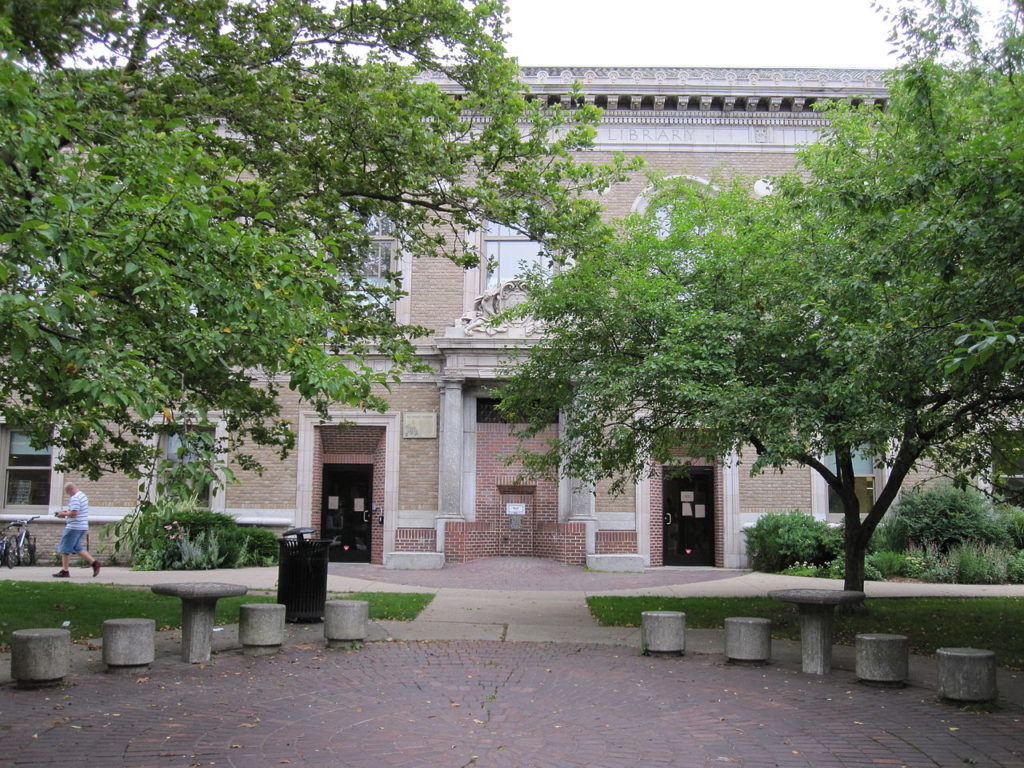 1280pxSomerville_library Everything's JOK